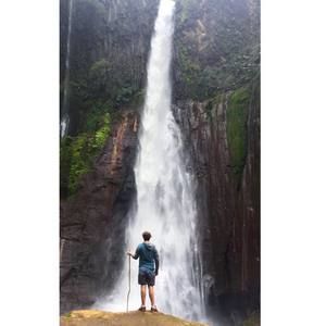 Meet your Posher, Max